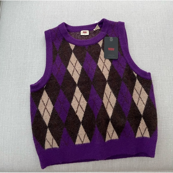 Levis deja vu sweater vest - Picture 2 of 9